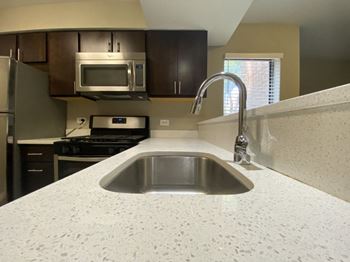 White quartz counters